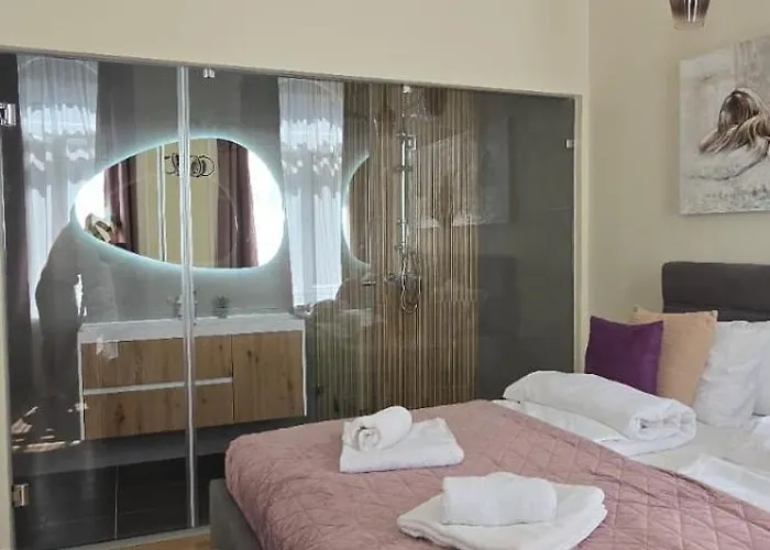 Deluxury On Erzsebet Boulevard Apartament