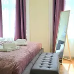 Deluxury On Erzsebet Boulevard * 布达佩斯