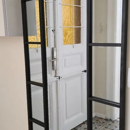 Апартаменты Deluxury On Erzsebet Boulevard
