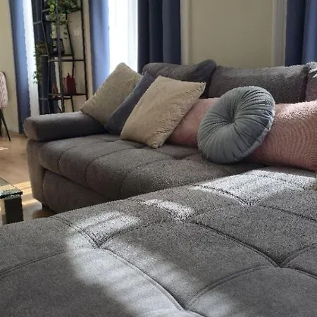 Deluxury On Erzsebet Boulevard Апартаменты *