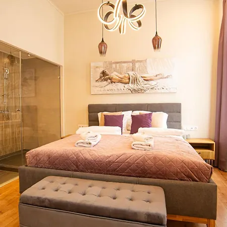 Deluxury On Erzsebet Boulevard Апартаменты Будапешт