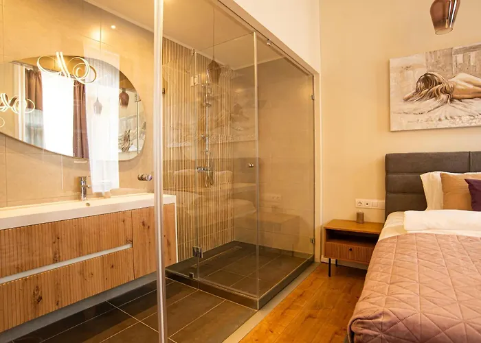 Apartment Deluxury On Erzsebet Boulevard *
